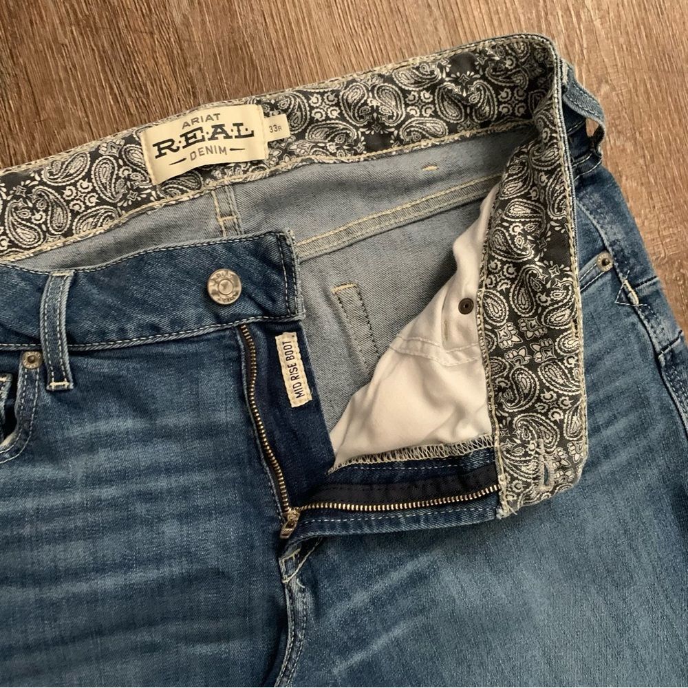 Ariat Real Denim Mid Rise Boot Cut Jeans Size 33 - Picture 6 of 10